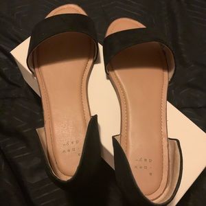 Peep toe Flats